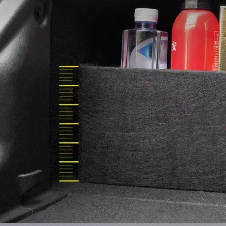 Car boot divider for HUAWEI AITO