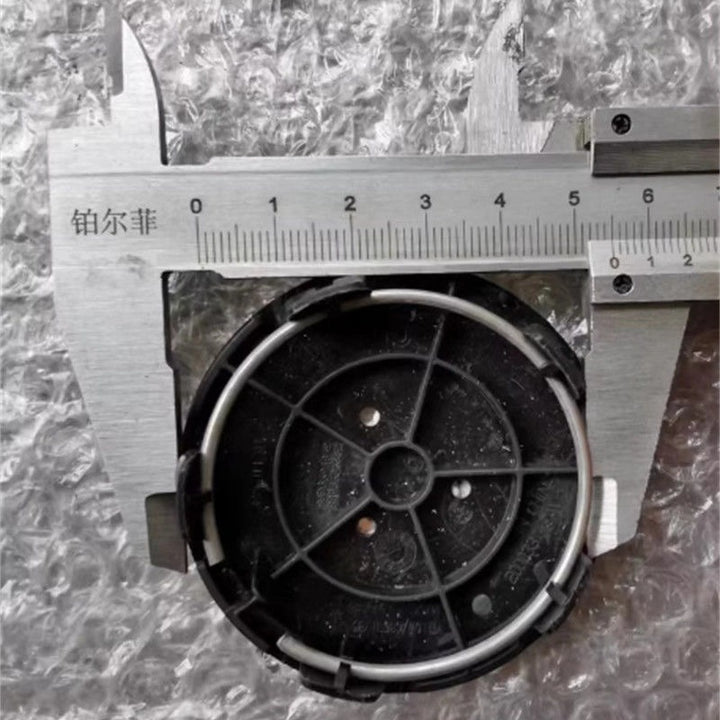 Original hubcaps for Lotus cars